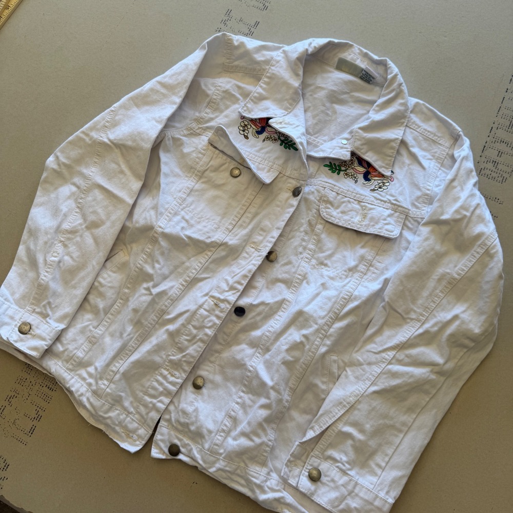 Y2K Collections Etc Flower Button Down